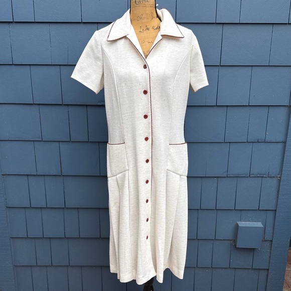 Vintage Dresses & Skirts - Vintage Cream Midi house Dress with brown accents speckled large 50’s
